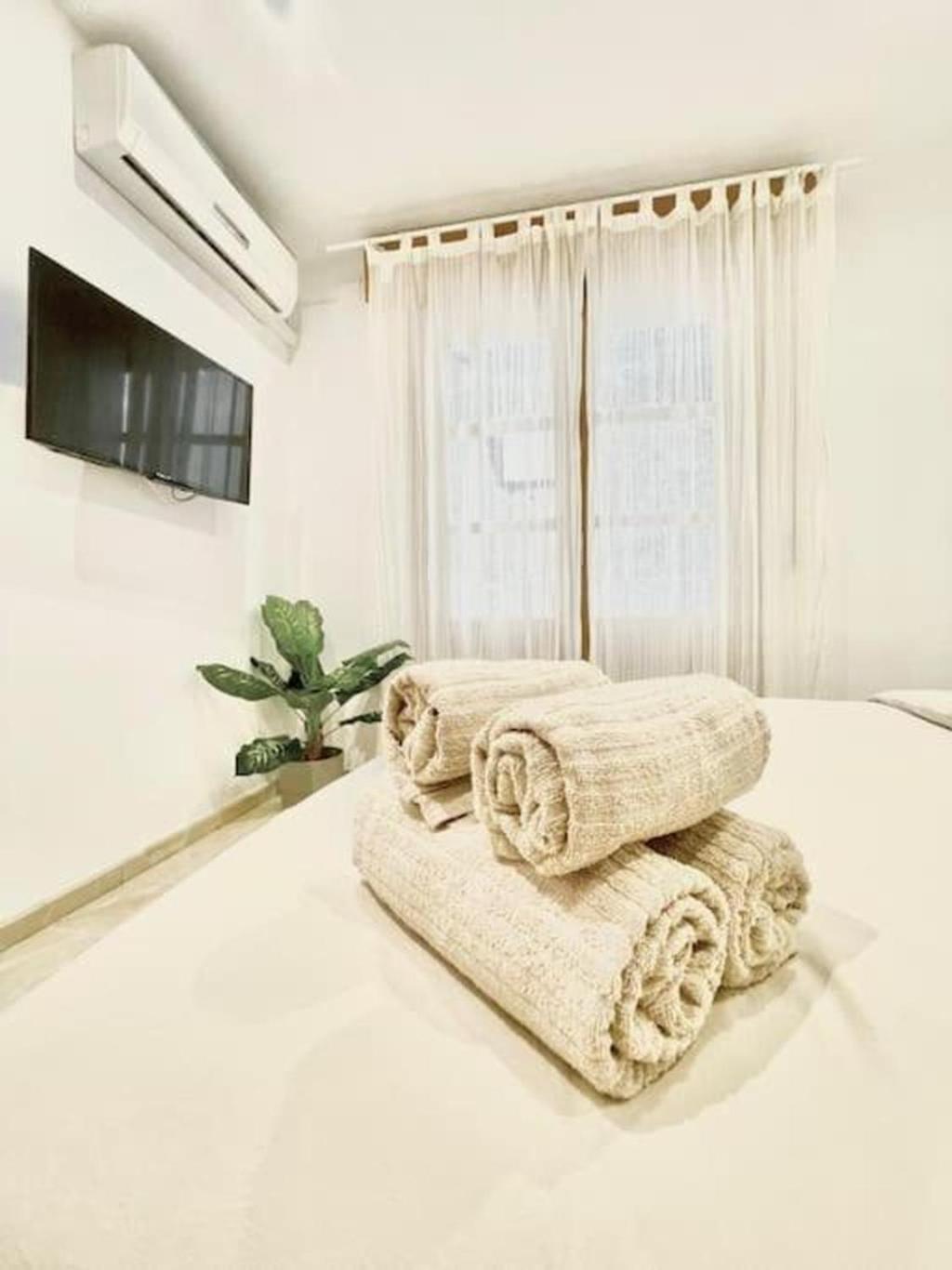 Elvira Urban Living - Granada Centro Apartment Exterior photo