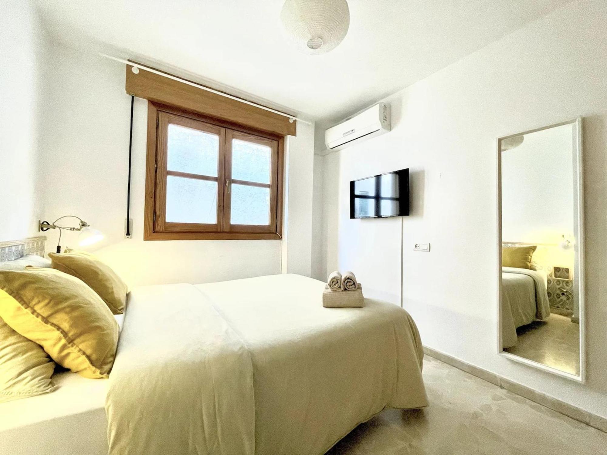 Elvira Urban Living - Granada Centro Apartment Exterior photo